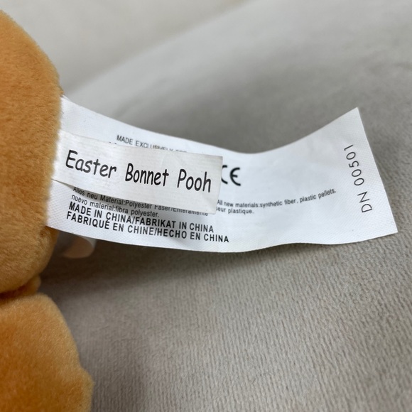 NWT Vintage Disney Easter Bonnet Pooh Beanie Plush - Picture 5 of 13
